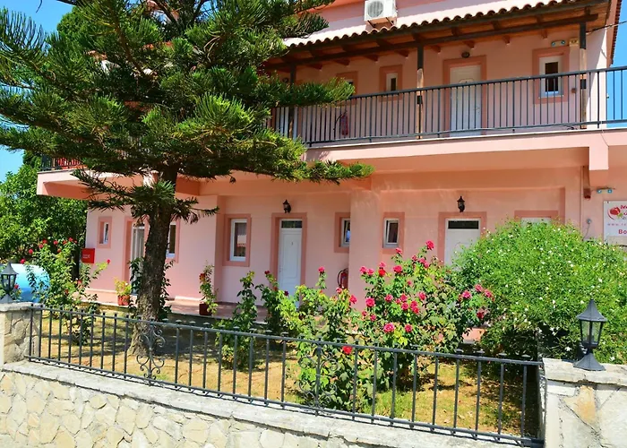 Apartment Red Rose Garden