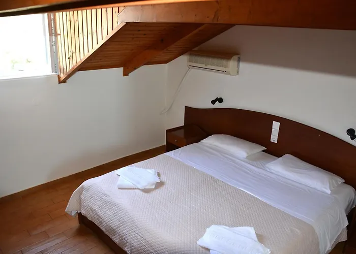 Red Rose Garden Διαμέρισμα Τσιλιβί