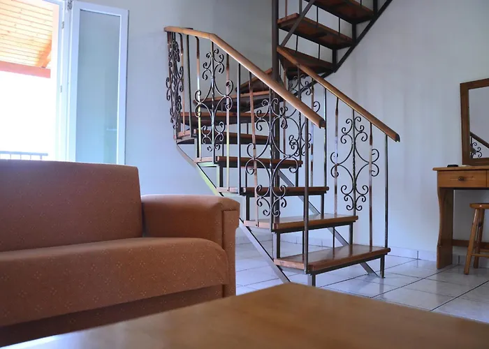 Апартаменты Red Rose Garden *